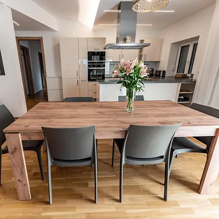 Exklusiv Trattberg Apartament